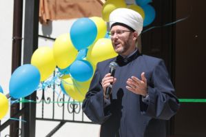 b_300_199_16777215_00_images_old_stories_news_2015_Asad_centre_630259_1_w_570.jpg